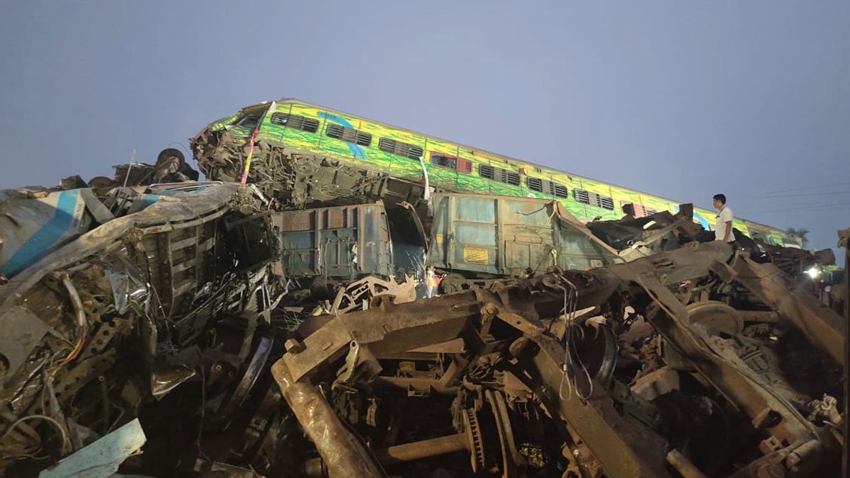 India rail crash: Rail movement resumes after 51 hours