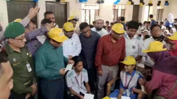 কুমিল্লায় টাইফয়েড টিকাদান কর্মসূচি আনুষ্ঠানিক উদ্বোধন