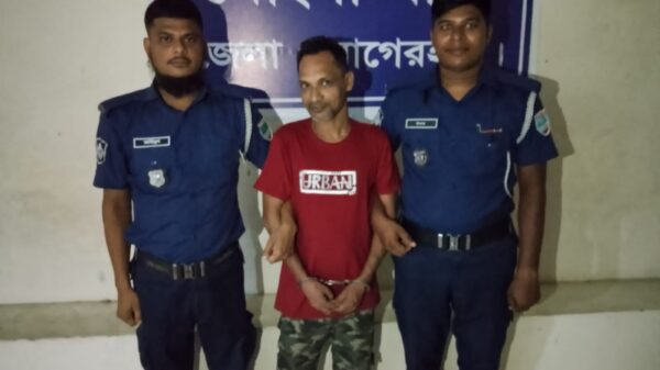 মোংলায় ইয়াবাসহ মাদক ব্যবসায়ী আটক