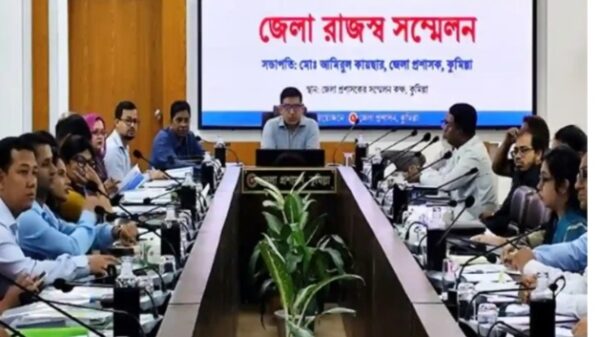 কুমিল্লায় জেলা রাজস্ব সম্মেলন ও নদী রক্ষা কমিটির সভা অনুষ্ঠিত