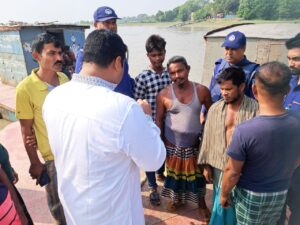 গোপন অভিযানে বালু চক্রের চার সদস্য আটক: এক বছর কারাদণ্ড