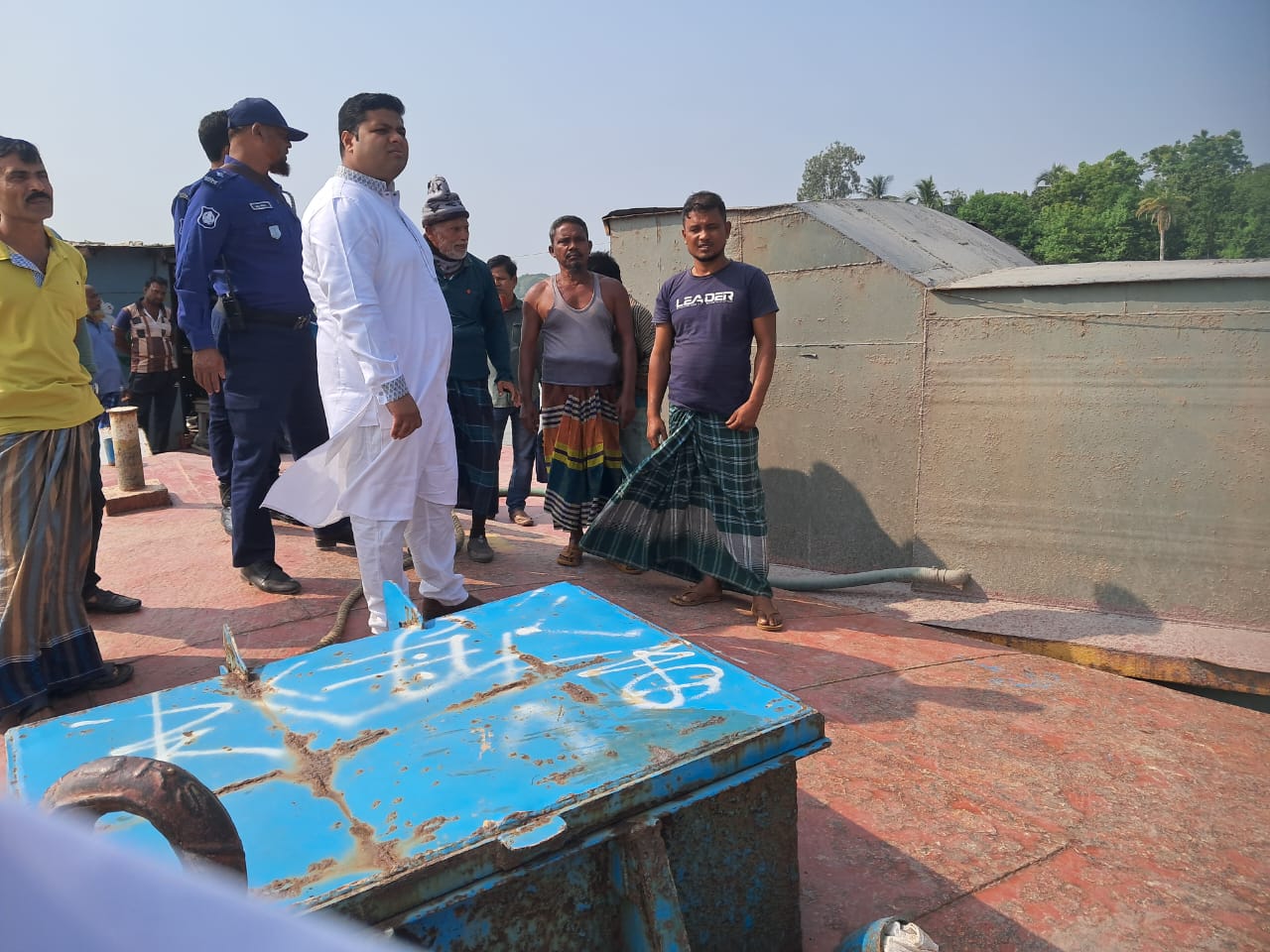 গোপন অভিযানে বালু চক্রের চার সদস্য আটক: এক বছর কারাদণ্ড