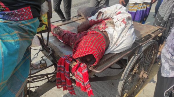 মোংলায় বাসের ধাক্কায় পথচারী নিহত