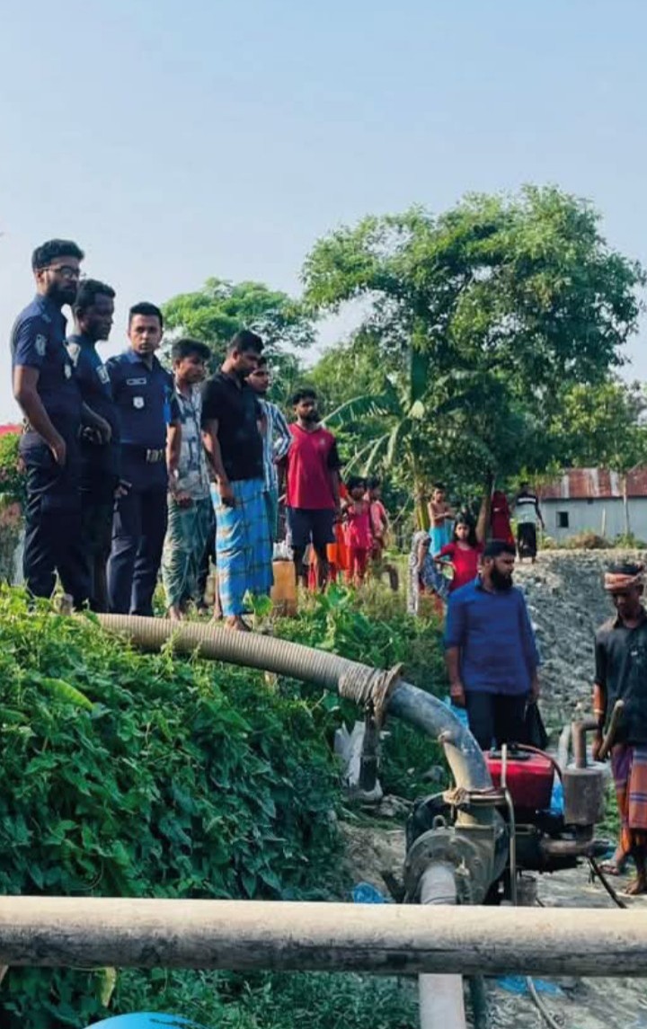 বুড়িচংয়ে অবৈধ মাটি কাটার বিরুদ্ধে অভিযান, সংশ্লিষ্টদের মধ্যে আতঙ্ক