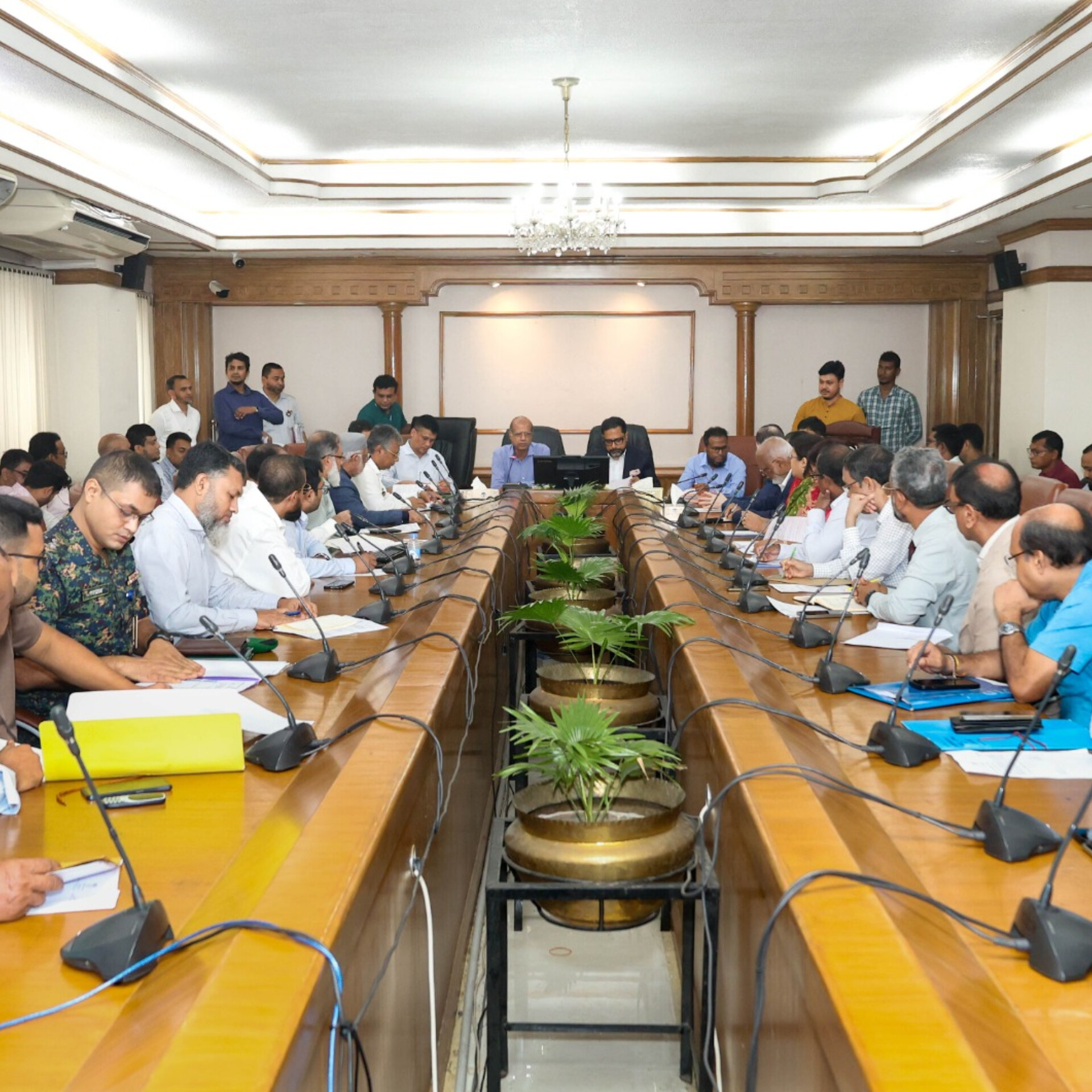 পূর্বাচলকে দ্রুত পূর্ণাঙ্গ বাসযোগ্য নগরী গড়ে তুলতে নির্মাণকাজ শুরুর আহ্বান