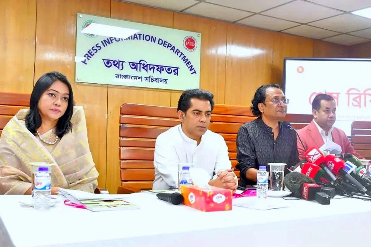 বিটিভিতে নিজেদের ছবি কম দেখানোর অনুরোধ তথ্যমন্ত্রী-প্রতিমন্ত্রীর